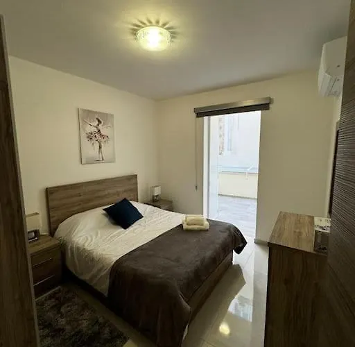 Apartman Antares 2 Bedroom In *